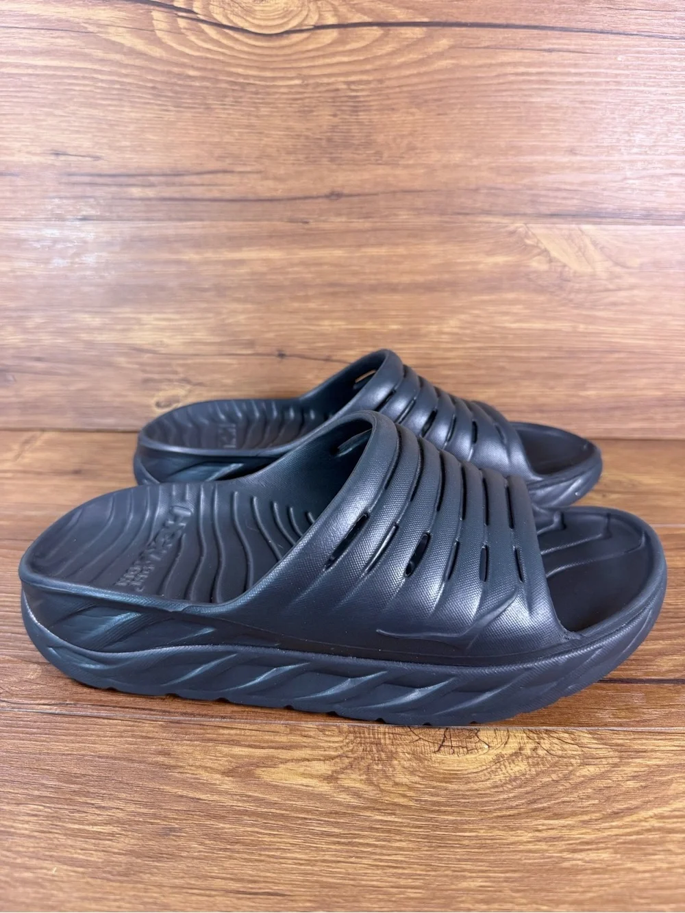 HOKA One One Ora Recovery Slide sandals Women’s Size 9 Shoes